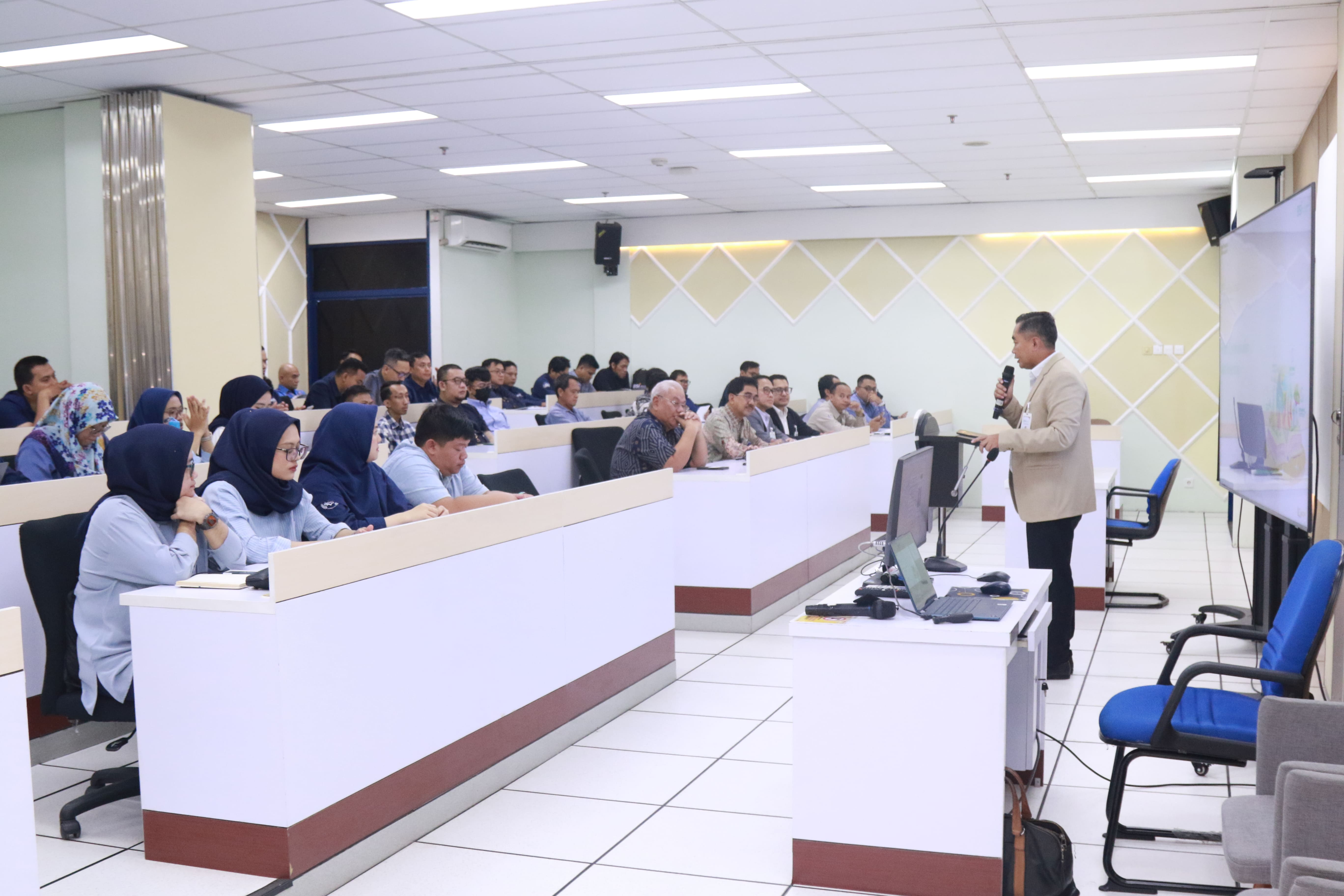 Pelatihan Public Speaking